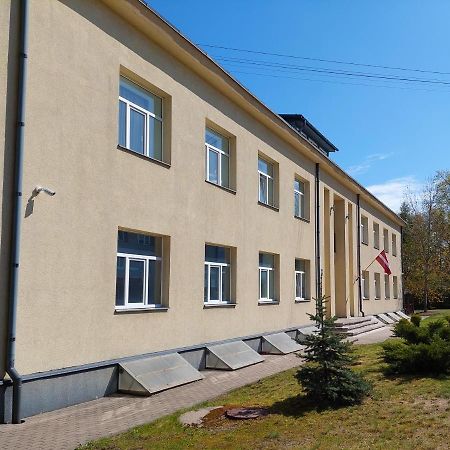 Happy Hotel Riga Bagian luar foto