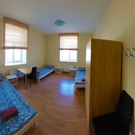 Happy Hotel Riga Bagian luar foto